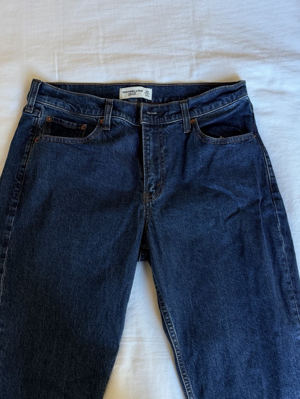 Abercrombie & Fitch Mid Rise Bootcut Jeans Dark Wash Size 30 Regular